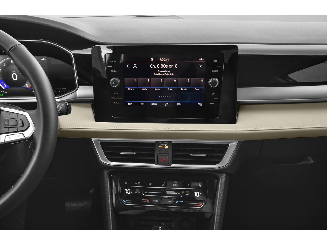 2025 Volkswagen Taos SE - Photo 31