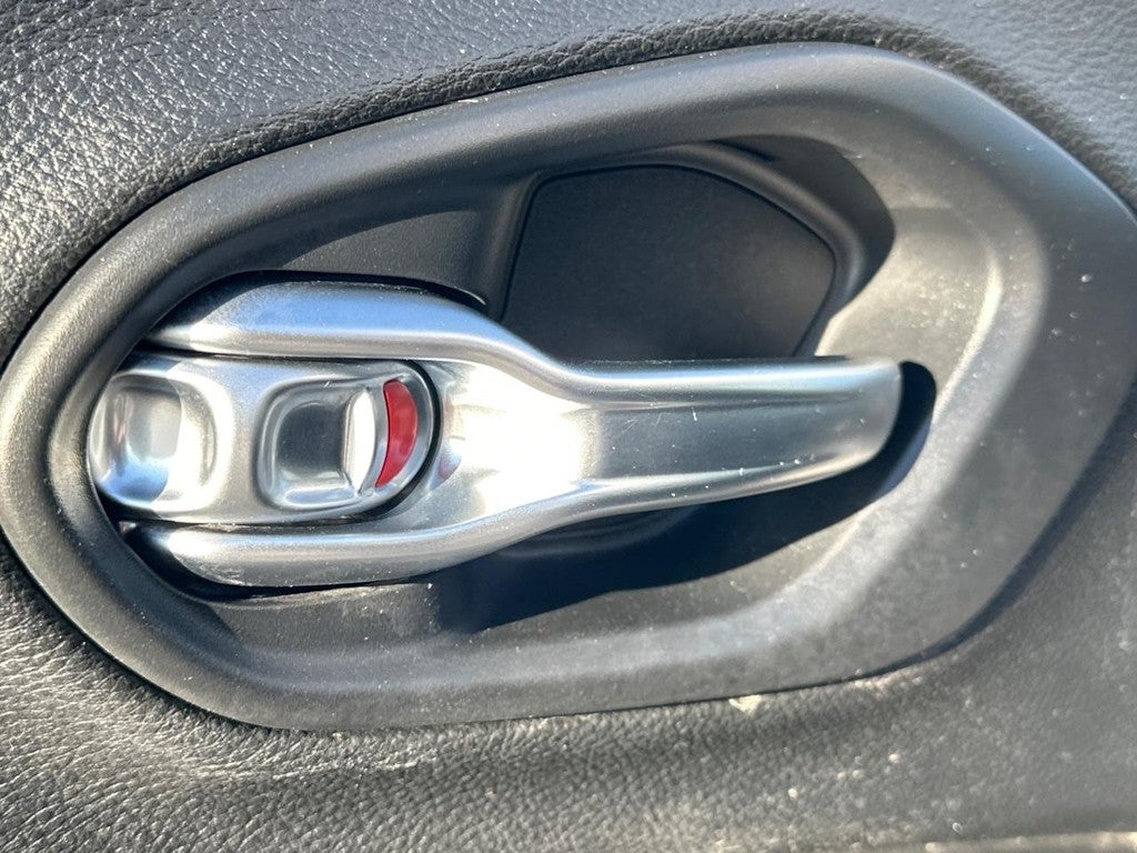 2020 Jeep Cherokee Altitude FWD