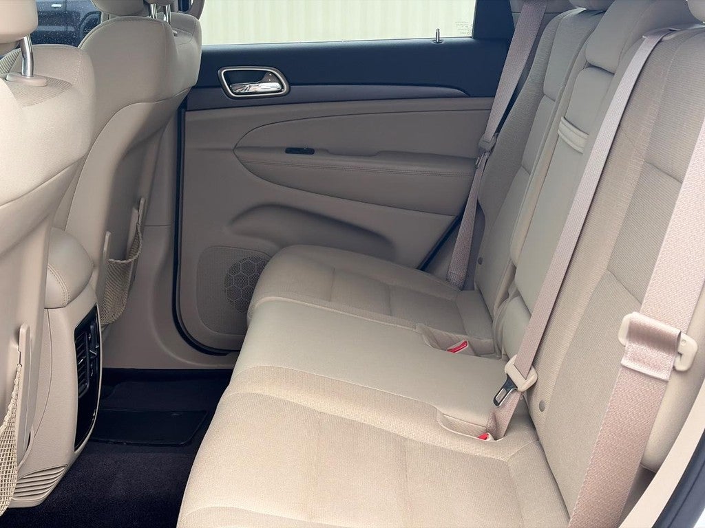 2016 Jeep Grand Cherokee 4WD 4dr Laredo