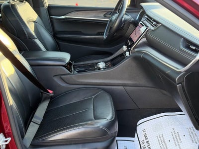 2022 Jeep Grand Cherokee L Overland 4x4
