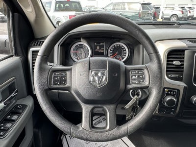 2015 RAM 1500 4WD Quad Cab 140.5" SLT