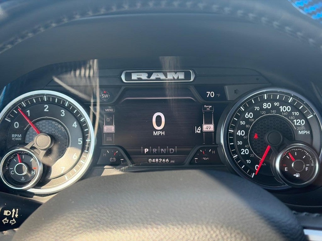 2022 RAM 1500 Big Horn 4x4 Crew Cab 5'7" Box