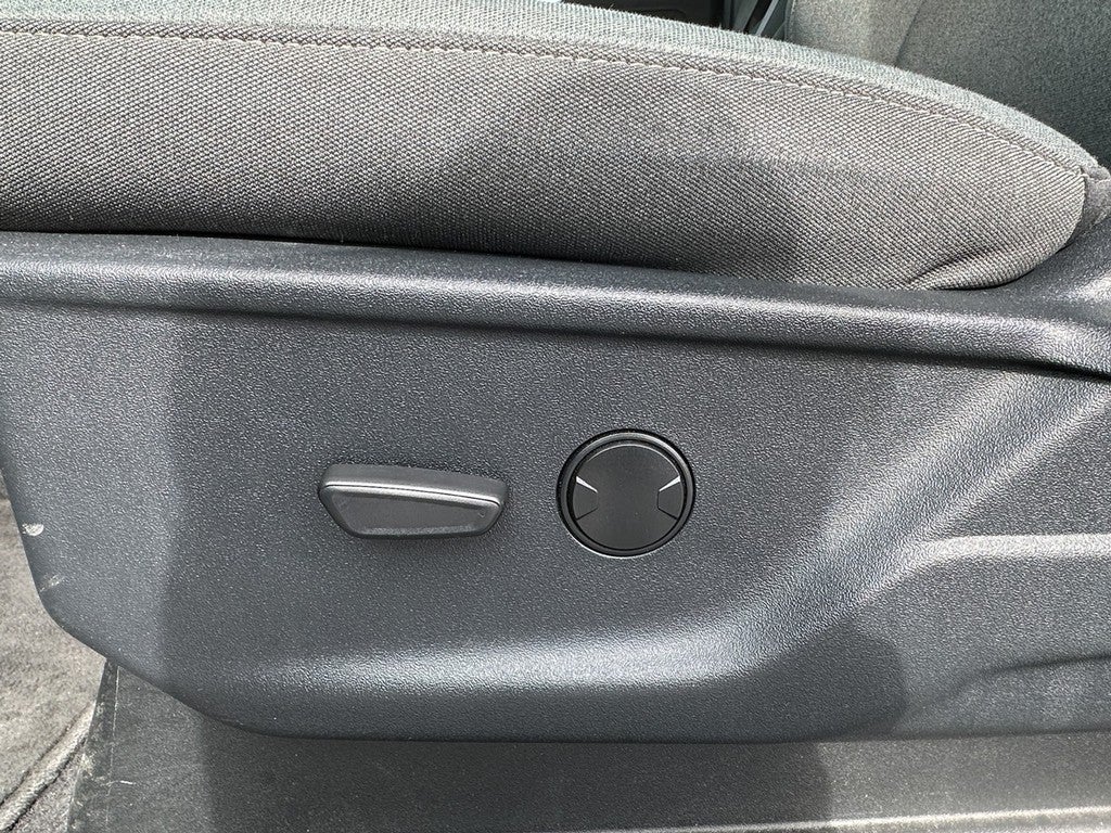 2025 Ford F-150 XLT 4WD SuperCrew Box