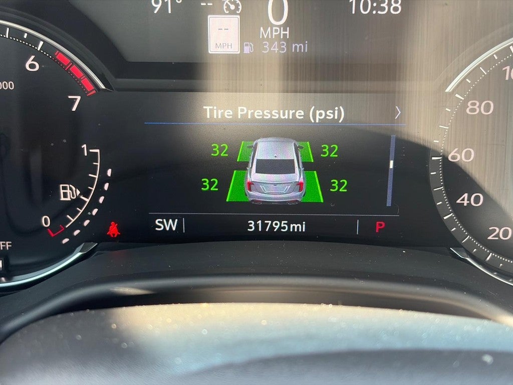 2024 Cadillac CT5 4dr Sdn Luxury