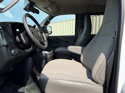 2024 Chevrolet Express 3500 LT Passenger