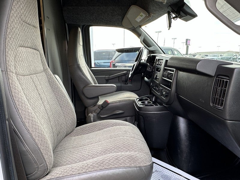 2021 Chevrolet Express Commercial Cutaway 3500 Van 159"