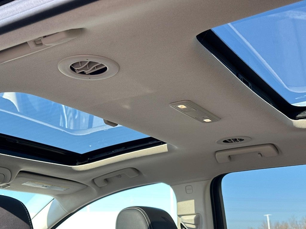 2023 GMC Acadia AWD 4dr Denali