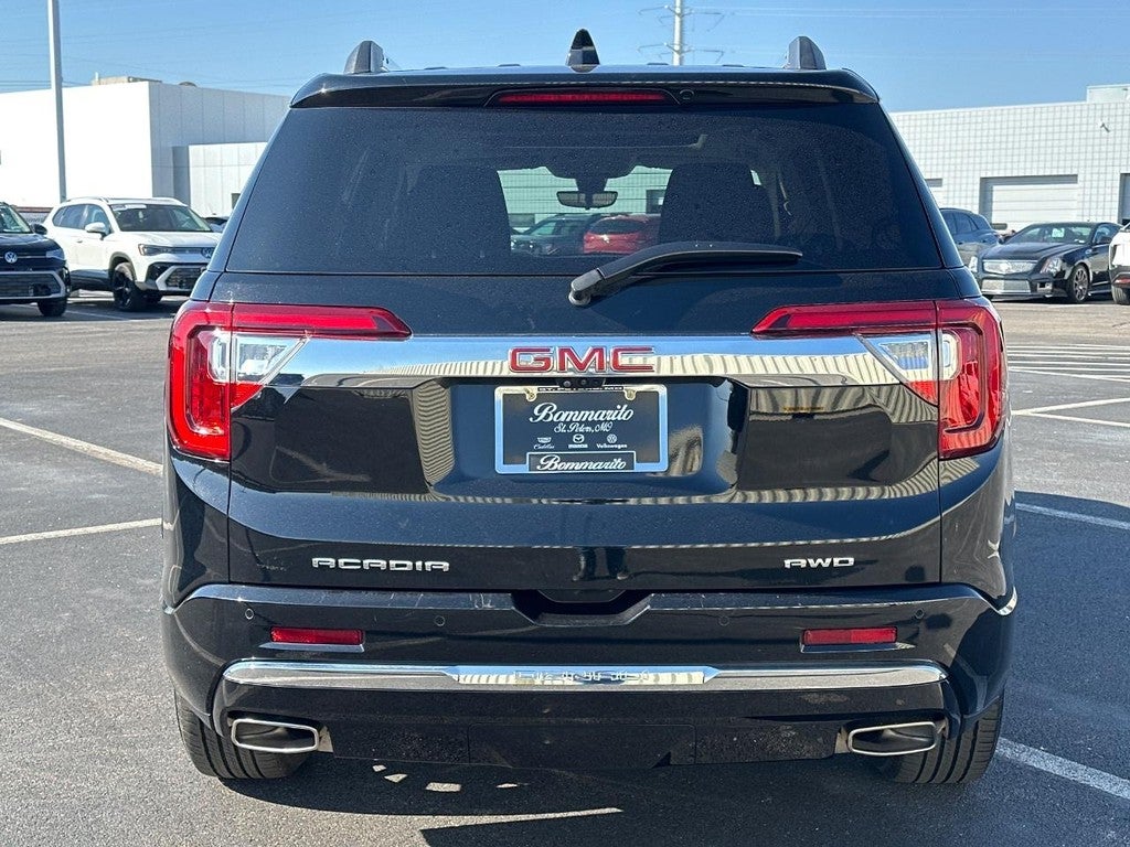 2023 GMC Acadia AWD 4dr Denali