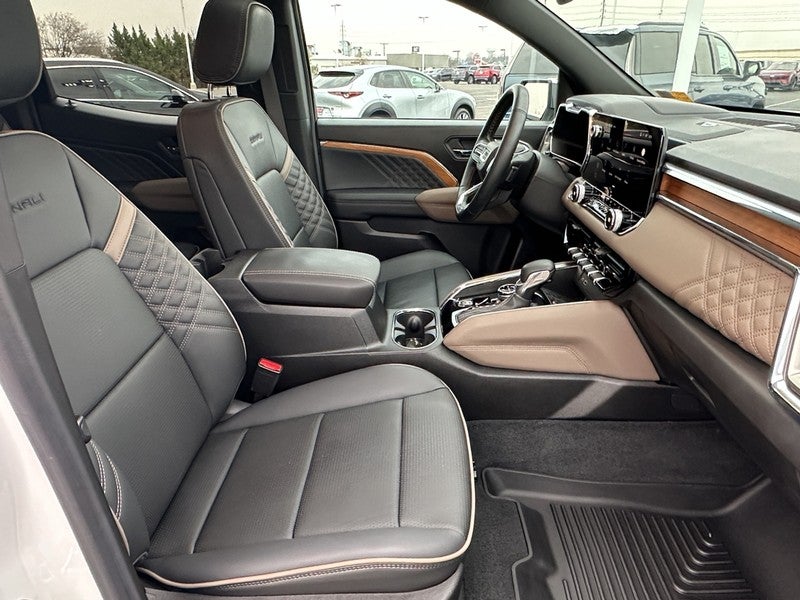 2025 GMC Canyon 4WD Crew Cab Denali