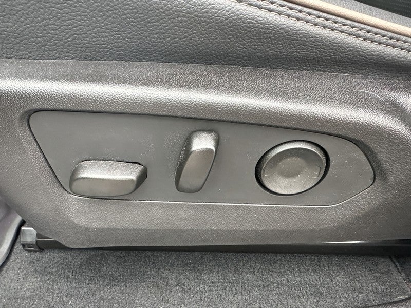 2025 GMC Canyon 4WD Crew Cab Denali