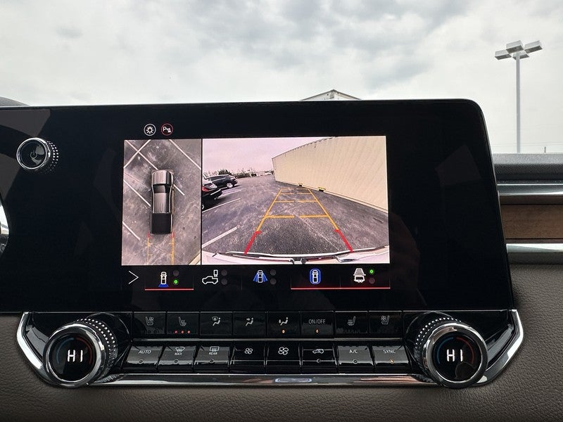 2025 GMC Canyon 4WD Crew Cab Denali