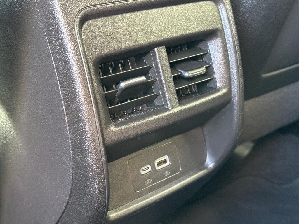 2025 Cadillac XT4 AWD 4dr Premium Luxury