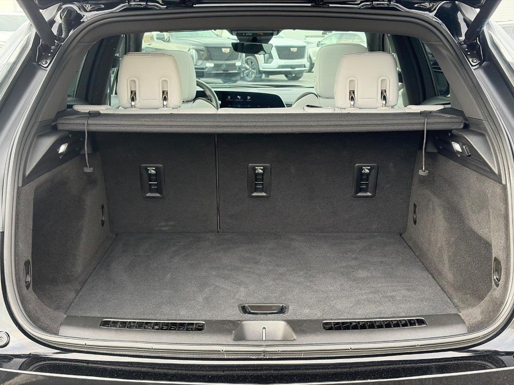 2024 Cadillac XT4 AWD 4dr Sport