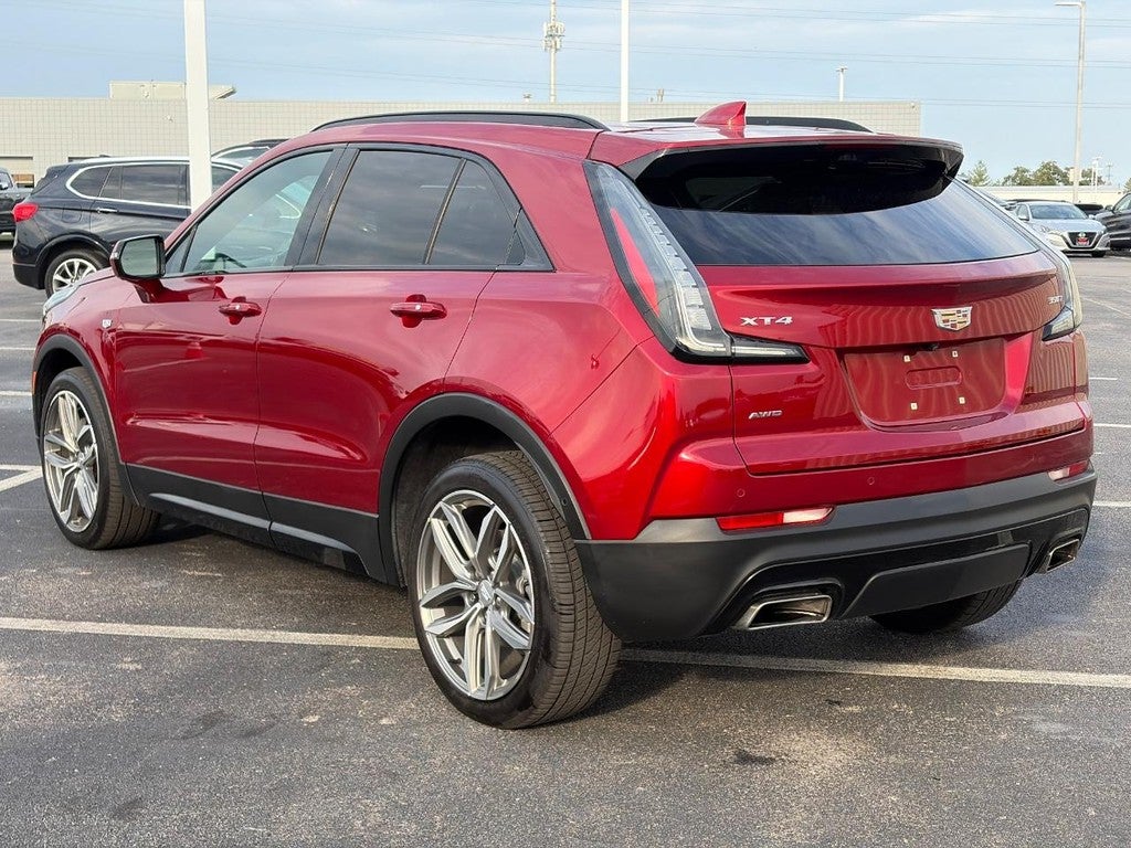 2022 Cadillac XT4 AWD 4dr Sport