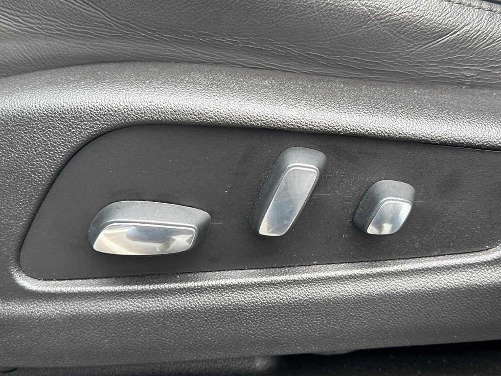 2019 Cadillac XT5 AWD 4dr Platinum