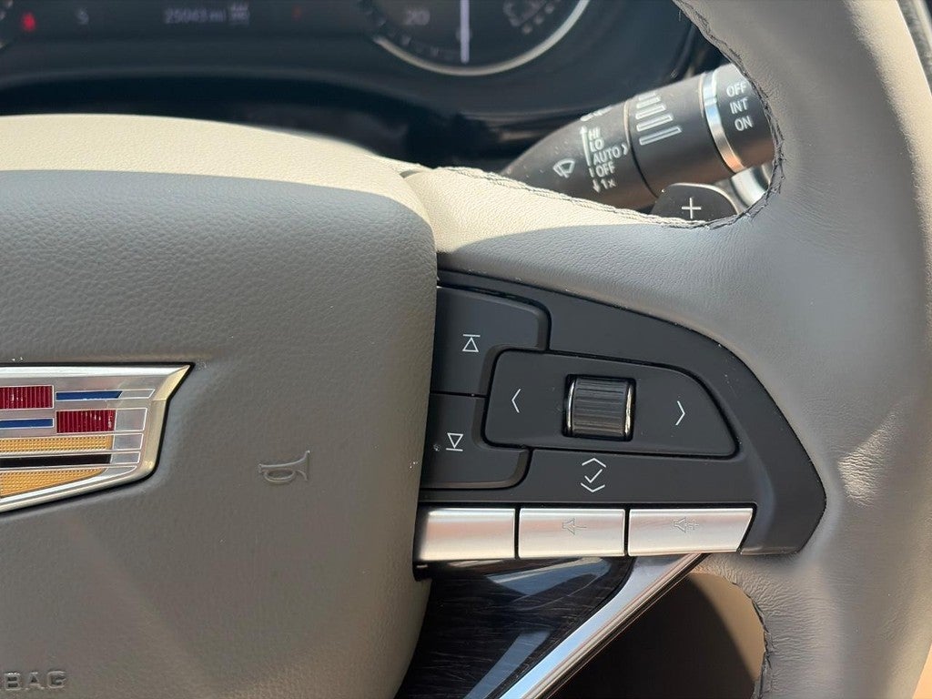 2023 Cadillac XT6 AWD 4dr Premium Luxury