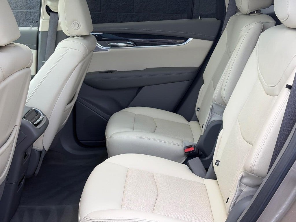 2023 Cadillac XT6 AWD 4dr Premium Luxury