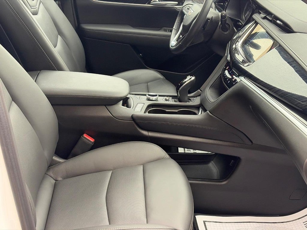 2024 Cadillac XT6 AWD 4dr Premium Luxury