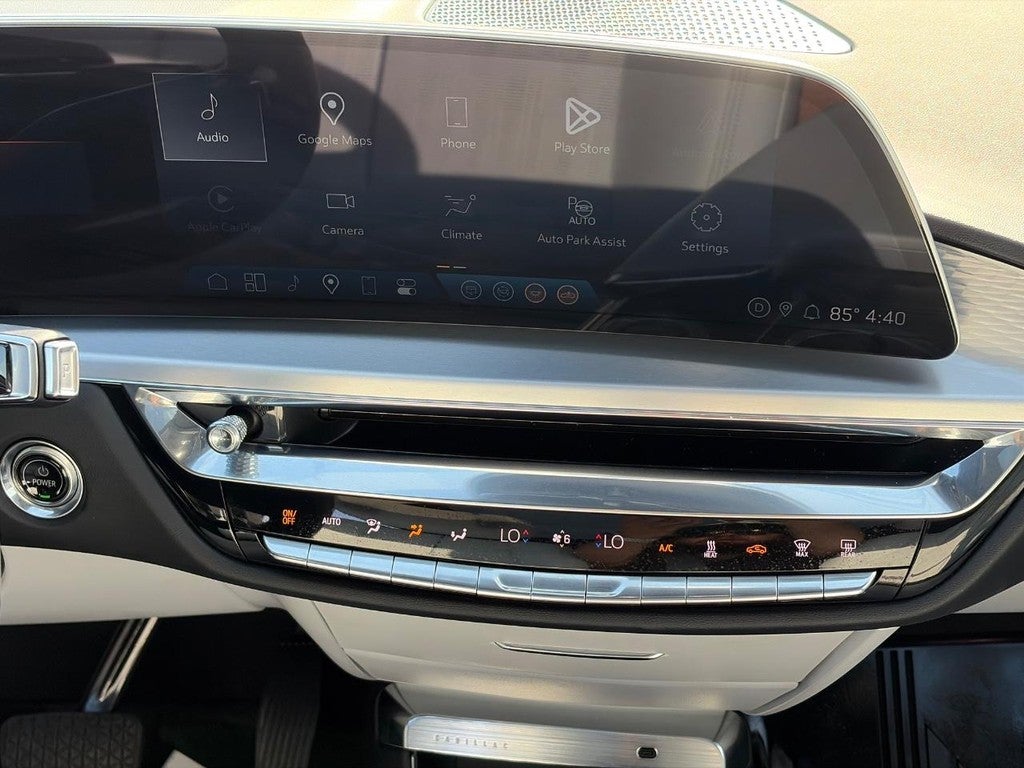 2024 Cadillac LYRIQ 4dr Luxury w/1SE