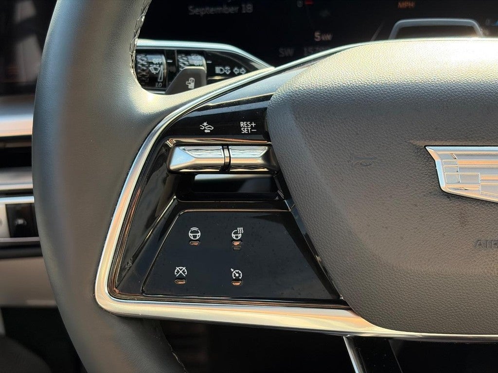 2024 Cadillac LYRIQ 4dr Luxury w/1SE