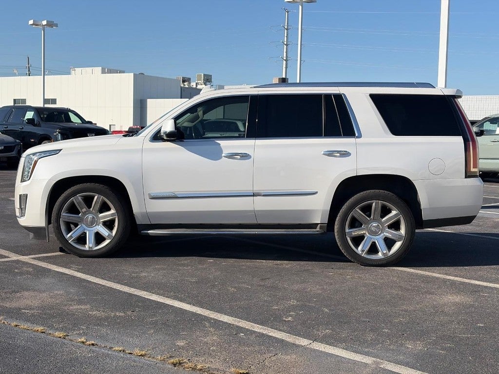 2016 Cadillac Escalade 4WD 4dr Luxury Collection