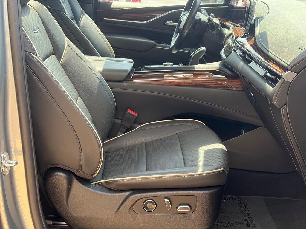 2023 Cadillac Escalade 4WD 4dr Premium Luxury