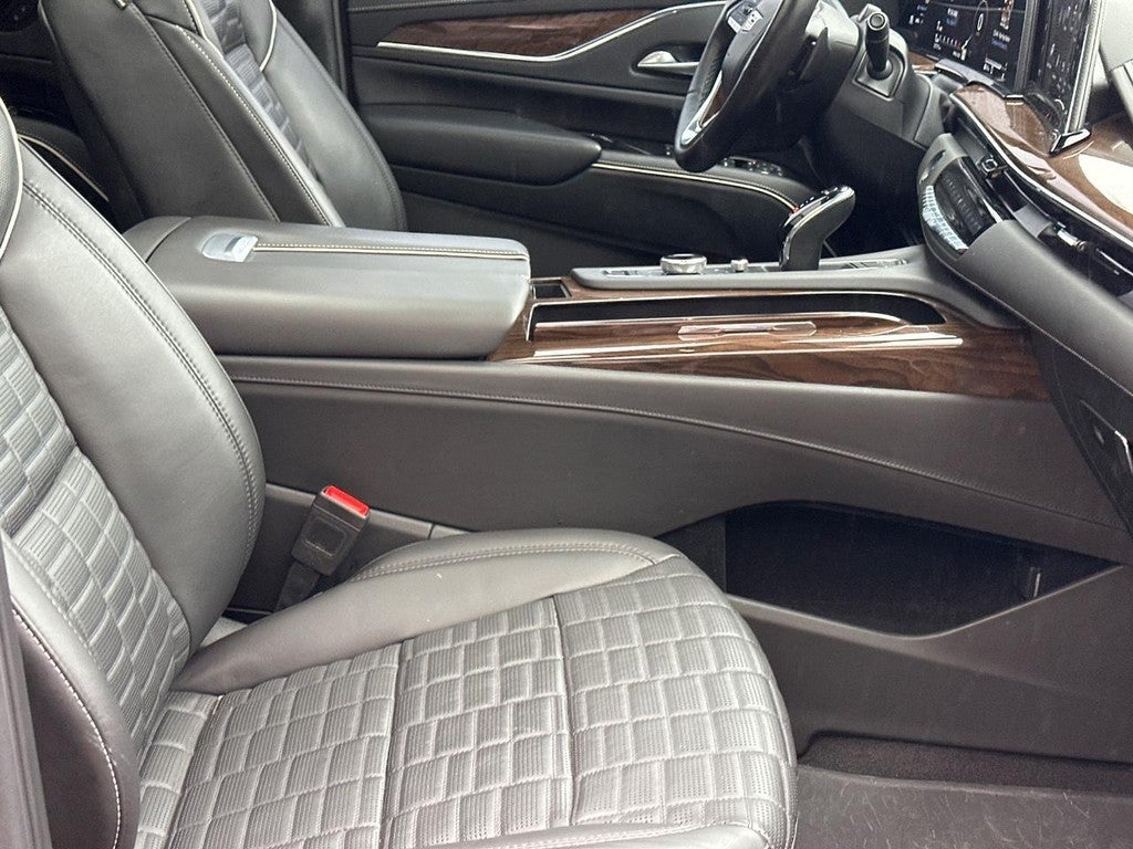 2023 Cadillac Escalade 4WD 4dr Sport Platinum