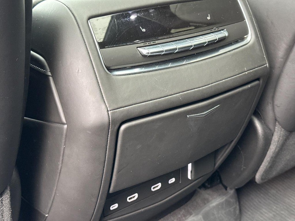 2023 Cadillac Escalade 4WD 4dr Sport Platinum