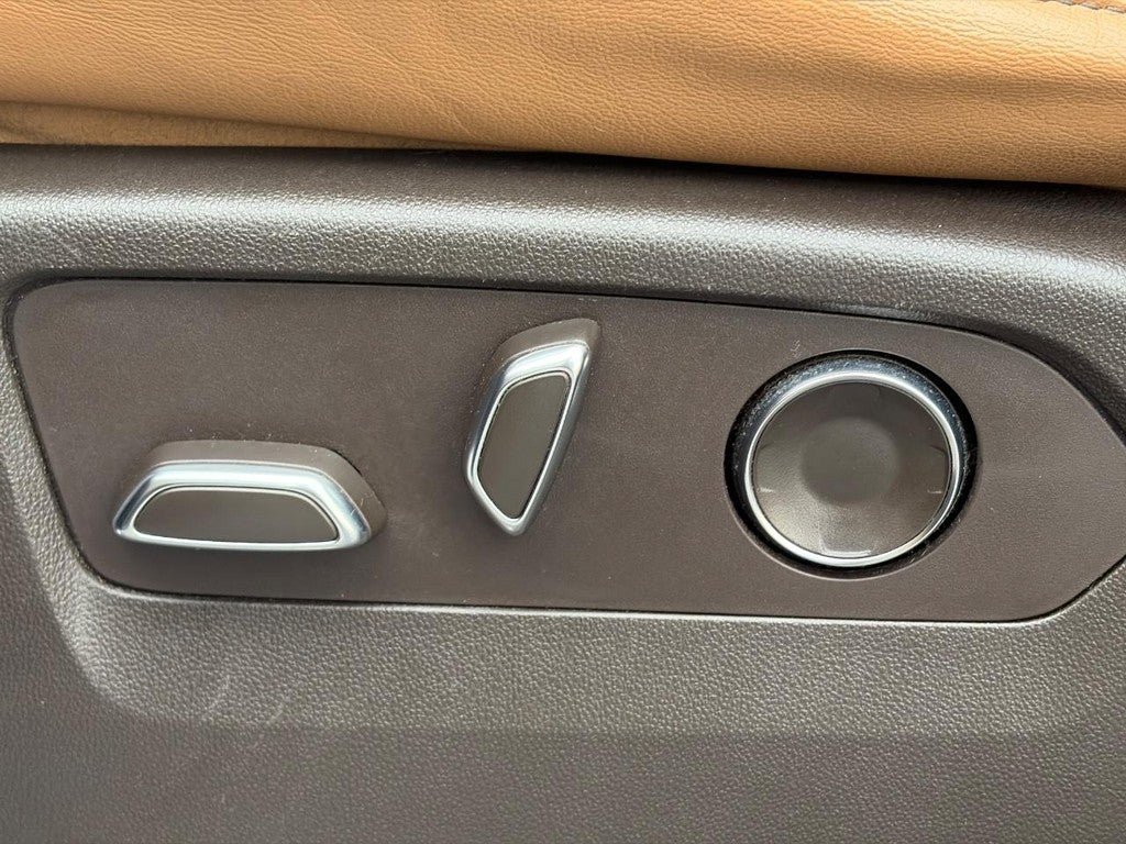 2021 Cadillac Escalade ESV 4WD 4dr Premium Luxury