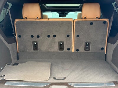 2021 Cadillac Escalade ESV 4WD 4dr Premium Luxury