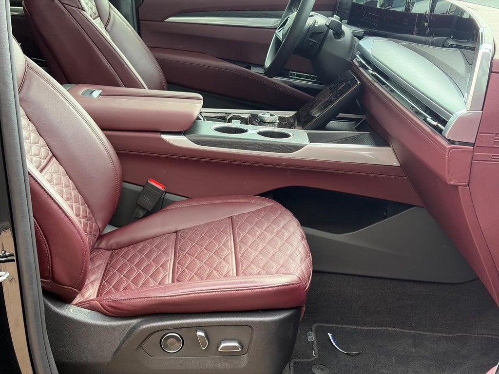 2025 Cadillac Escalade 4WD 4dr Sport