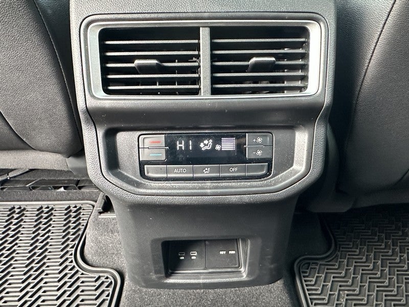 2025 Volkswagen Atlas 2.0T Peak Edition 4MOTION