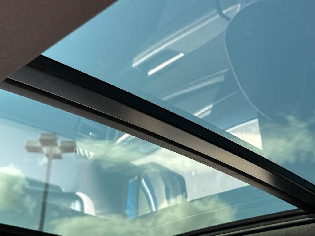 2025 Volkswagen Atlas Cross Sport 2.0T SEL Premium R-Line 4MOTION