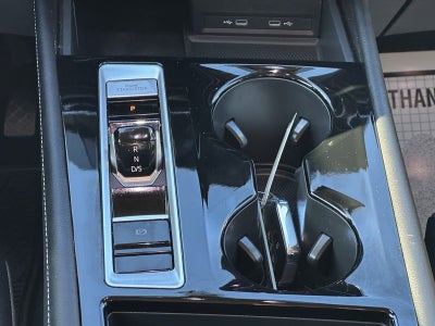 2024 Volkswagen Atlas 2.0T SE w/Technology 4MOTION