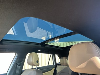 2024 Volkswagen Atlas Cross Sport 2.0T SE w/Technology 4MOTION