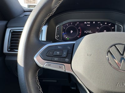 2023 Volkswagen Atlas Cross Sport 3.6L V6 SE w/Technology 4MOTION