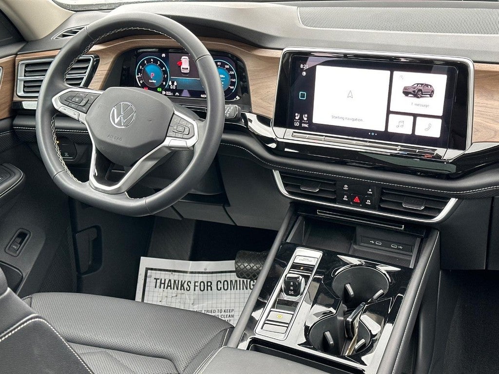 2024 Volkswagen Atlas 2.0T SE w/Technology 4MOTION