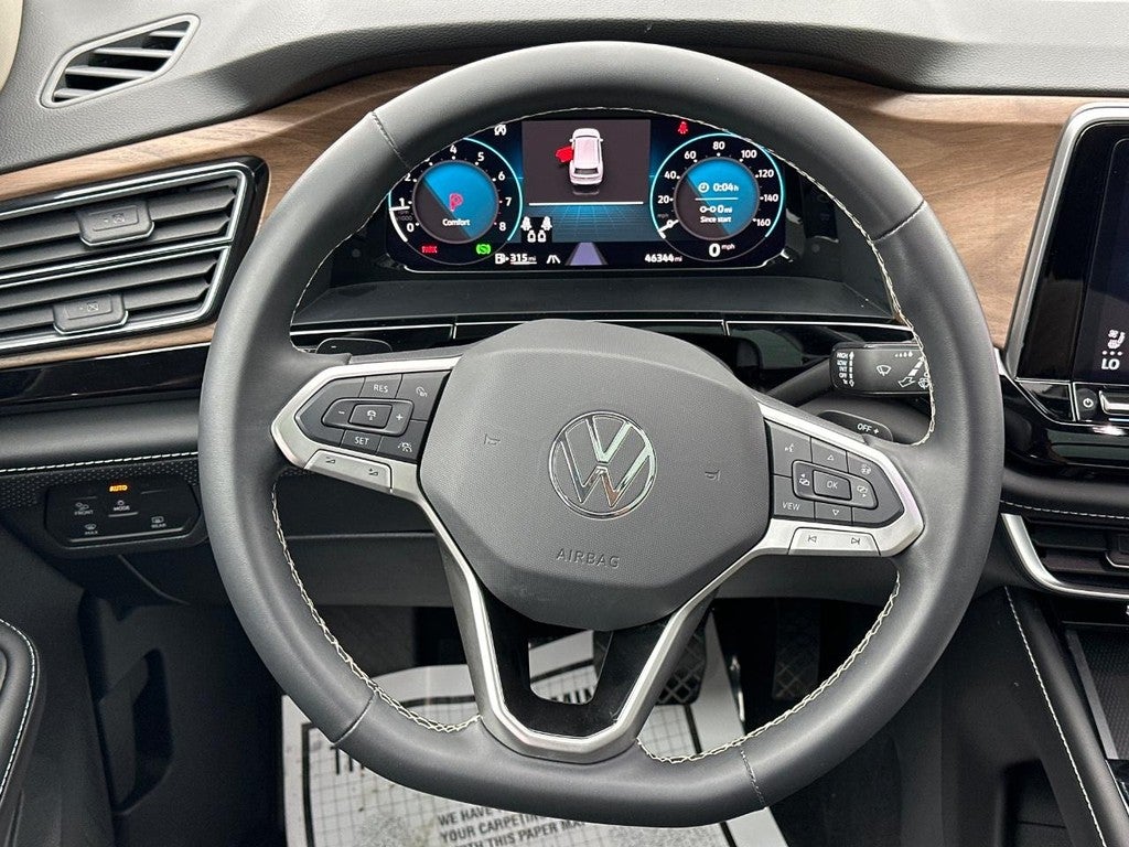 2024 Volkswagen Atlas 2.0T SE w/Technology 4MOTION