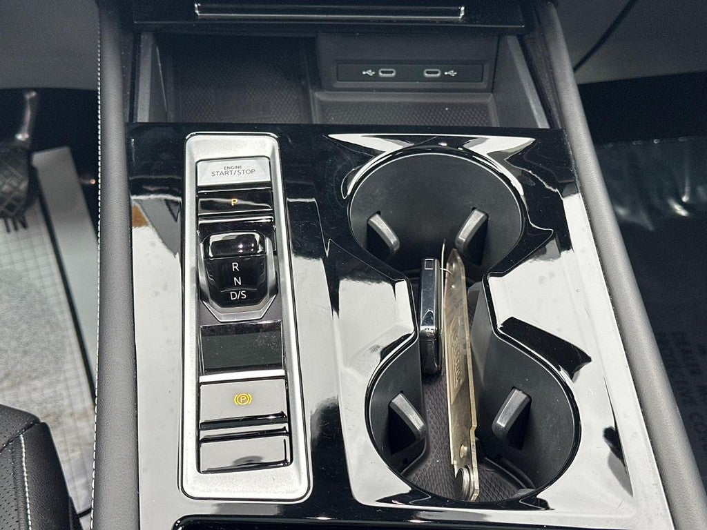 2024 Volkswagen Atlas 2.0T SE w/Technology 4MOTION