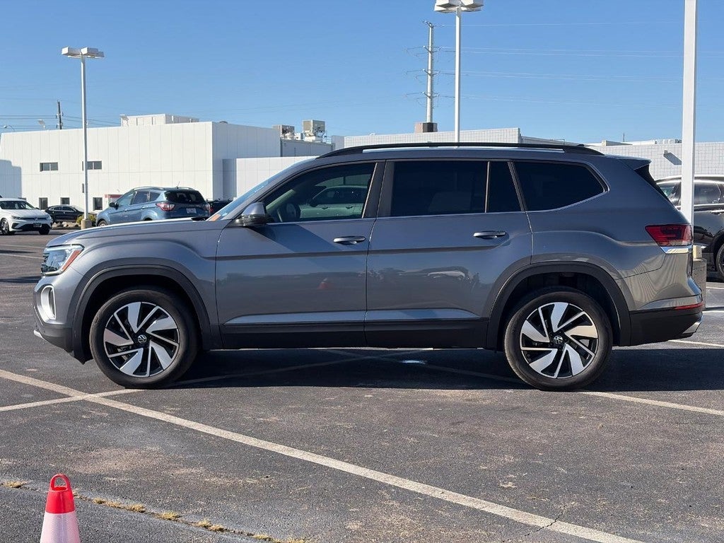 2024 Volkswagen Atlas 2.0T SE w/Technology 4MOTION