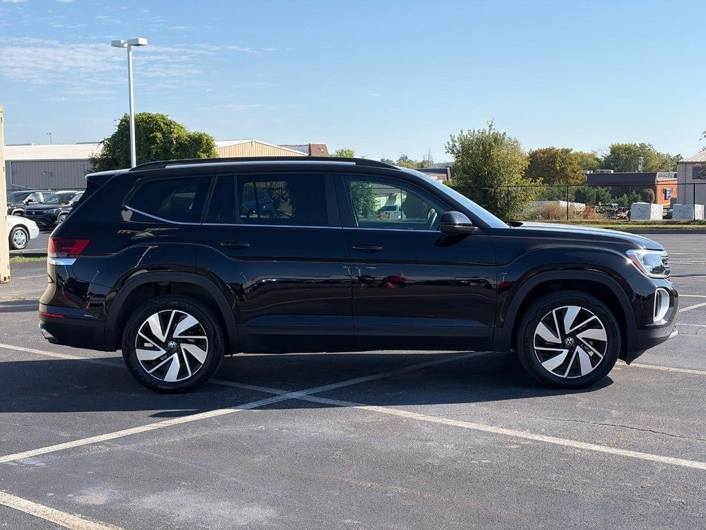 2024 Volkswagen Atlas 2.0T SE w/Technology FWD