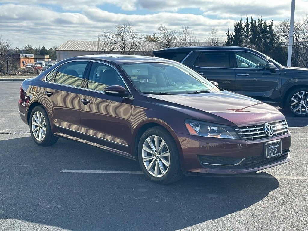 2012 Volkswagen Passat 4dr Sdn 2.5L Auto SEL PZEV