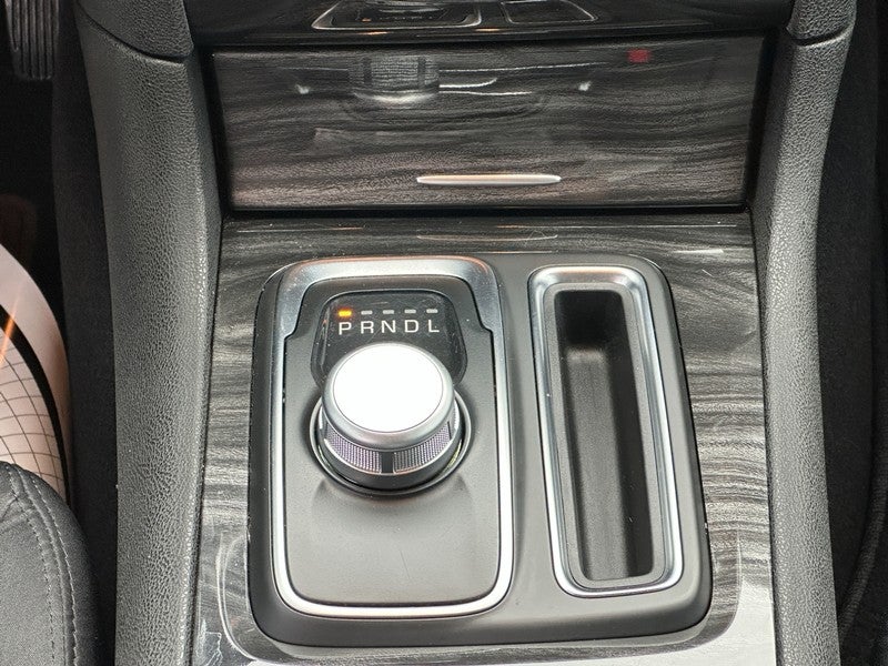 2019 Chrysler 300 Touring RWD