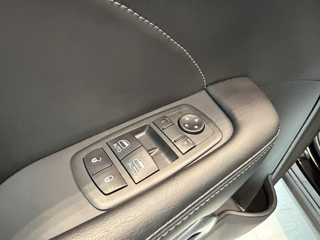 2022 Dodge Challenger R/T Scat Pack Widebody RWD