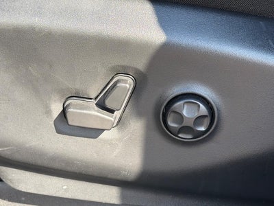 2025 Chrysler Pacifica Select FWD