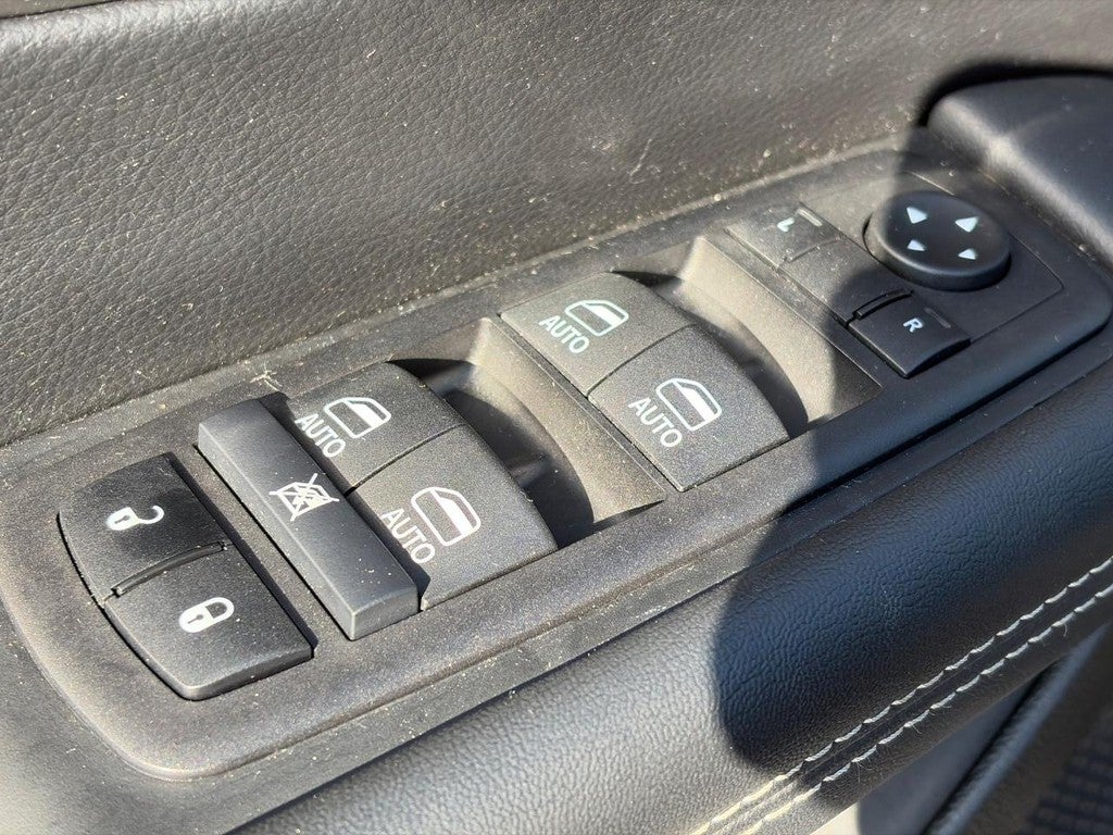 2025 Chrysler Pacifica Select FWD