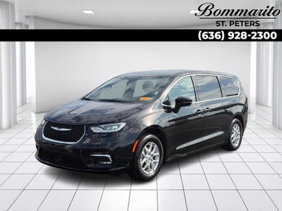 2025 Chrysler Pacifica Select FWD