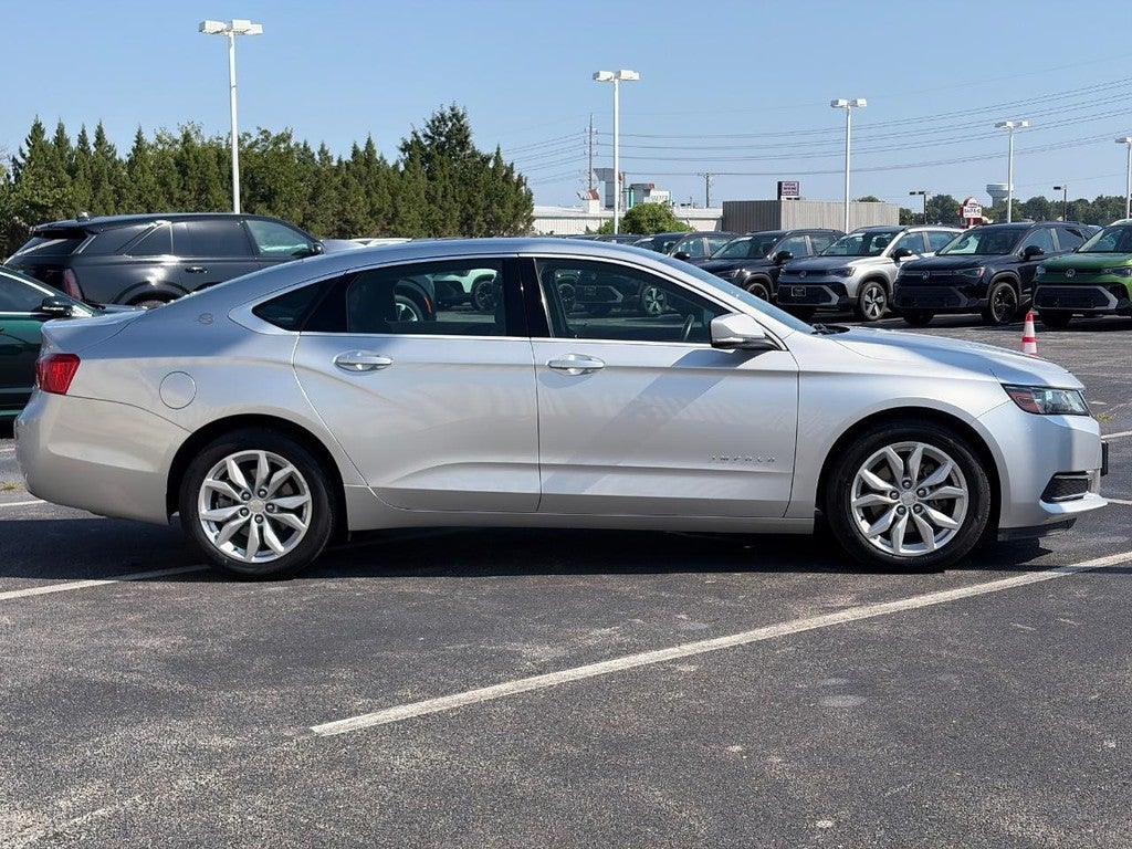 2017 Chevrolet Impala 4dr Sdn LT w/1LT