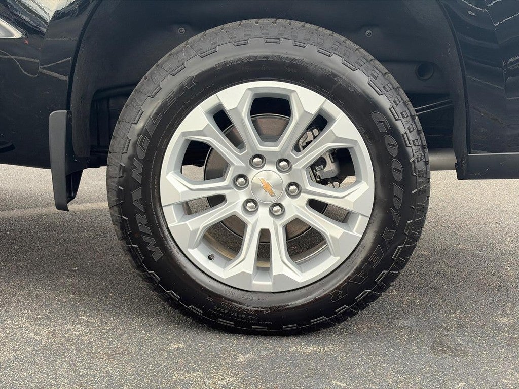 2026 Chevrolet Silverado 1500 4WD Crew Cab 147" LTZ