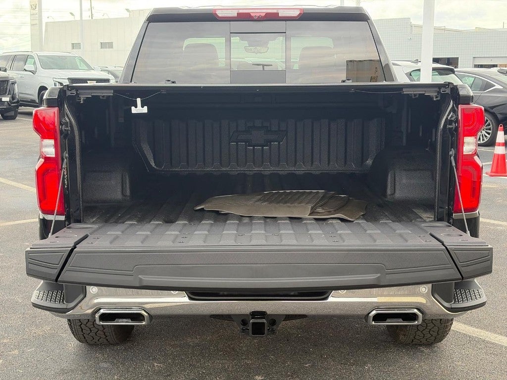 2026 Chevrolet Silverado 1500 4WD Crew Cab 147" LTZ